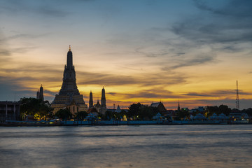 Fototapeta na wymiar Wat arun