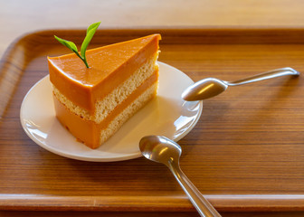 Thai tea cake and two spoon