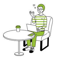 パソコン操作をする男性。