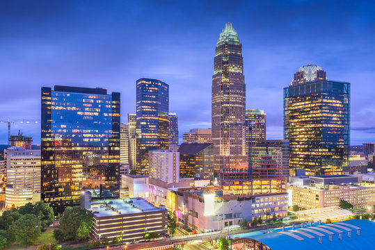 Charlotte, North Carolina, USA uptown skyline