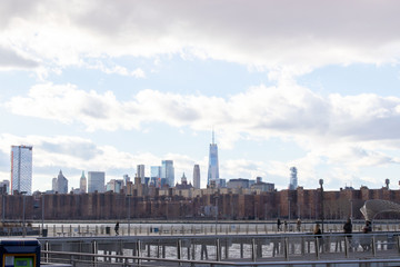 Fototapeta na wymiar Manhattan Skyline in Williamsburg