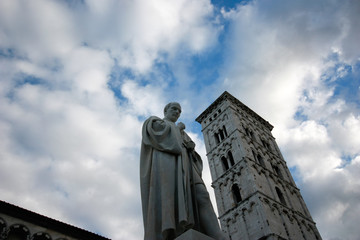 Fototapeta premium sky and munich of lucca