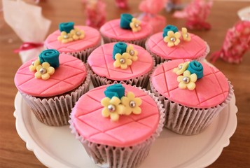 cupcake, cake, dessert, food, sweet