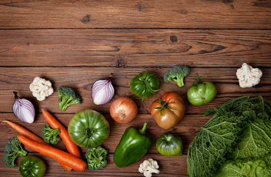 background with fresh vegetables