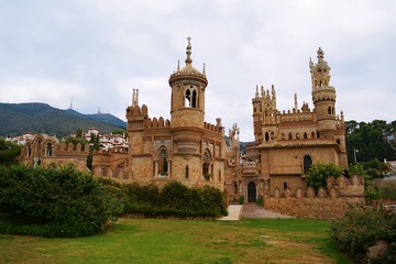 Fototapeta premium Castello di Colomares, monumento nella forma di un castello dedicato alla vita e alle avventure di Cristoforo Colombo. Costruito in Benalmadena, Malaga,Spagna è una famosa attrazione turistica
