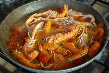 shrimp sauce in pan