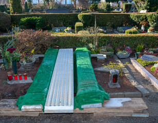 Vorbereitung f&uuml;r eine Erdbestattung