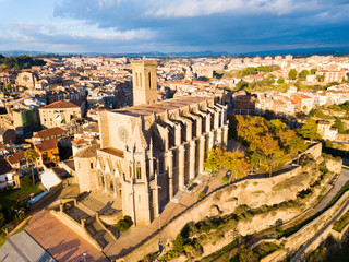 Naklejka premium Aerial of Basilica de Santa Maria in Manresa