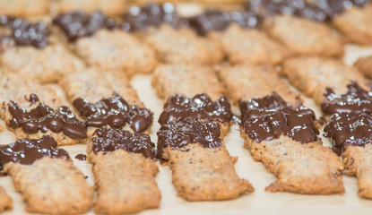 Spritzgebäck mit Schokolade
