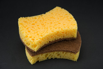 ywllow Kitchen sponge