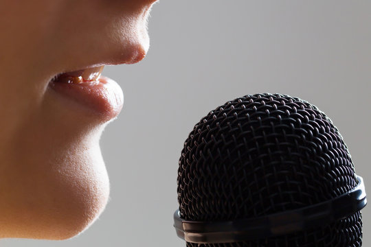 Singing courses background