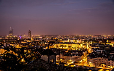 Vue de Lyon la nuit