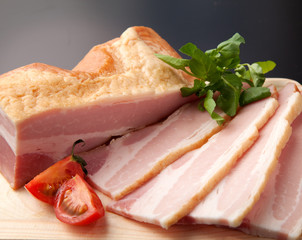 ベーコン　盛付け