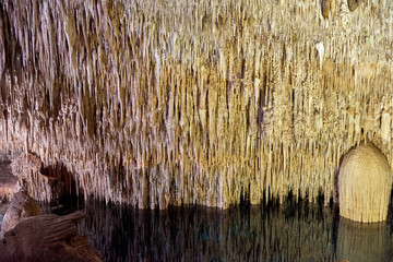 Spain. Mallorca. Dracon's Cave. Stalactite walls