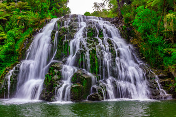 Fototapeta na wymiar Owharao Falls