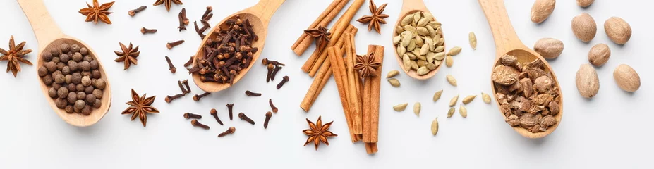 Tuinposter Assorted spices for mulled wine preparation © Prostock-studio