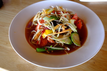 Thai papaya salad