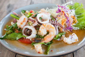 Spicy seafood salad