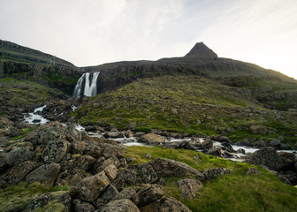 Wasserfall am Bùlandstindur, Berufjördur, Island