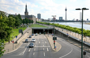 Düsseldorf, Rheinufer