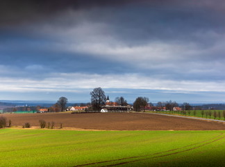 Obraz premium Modra Hurka - mała wioska w Czechach.