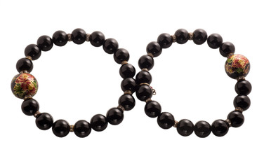 Eight-shaped black bead bracelets as sing infinity