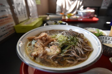 冷たい肉蕎麦