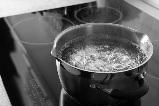54,000+ Boiling Water Stock Photos, Pictures & Royalty-Free Images - iStock