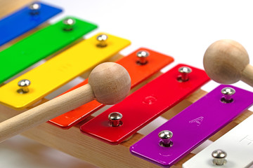 Buntes Xylophon für Kinder