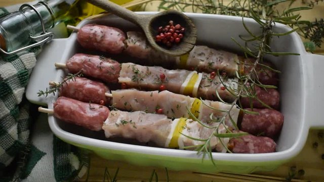 Spiedini di carne crudi ft9101_0399