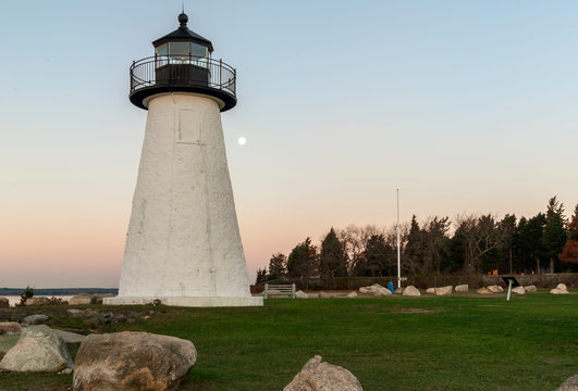 Ned's Point lighthouse at dawn