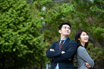 ビジネスマンとビジネスウーマン