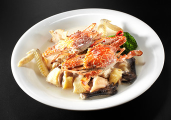 Delicious Chinese food, steamed chicken with sea crab

