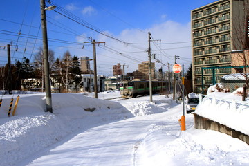 鉄道の見える冬景色