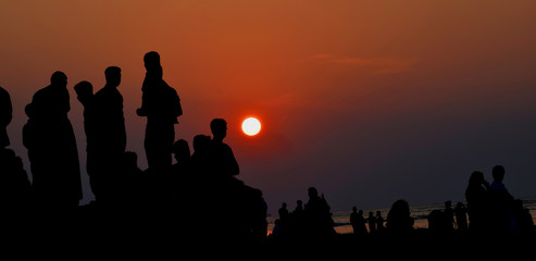 Fototapeta premium sunset with people
