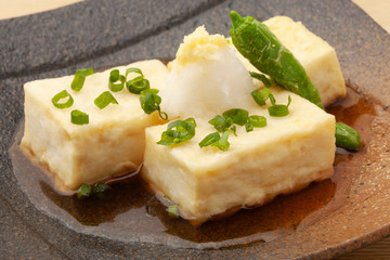 揚げ出し豆腐