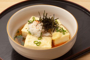 揚げ出し豆腐