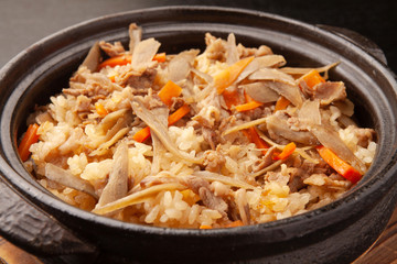 牛肉とごぼうの炊き込みご飯