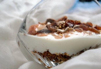 Granola with yogurt and jelly marmalade