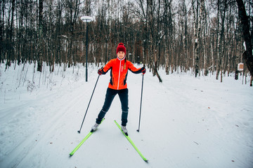 Walk on skis on the wood