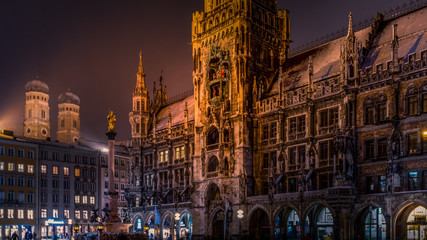 Fototapeta na wymiar historic buildings on the streets of Europe