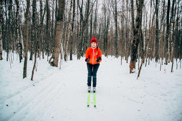 Walk on skis on the wood