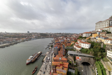 Fototapeta premium Architecture and Streets of rainy Porto, Portugal.