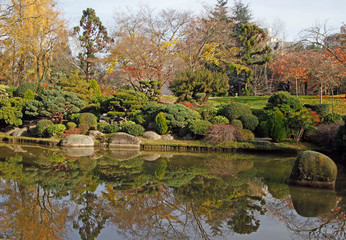 Obraz premium japanese garden in Toulouse city park, France