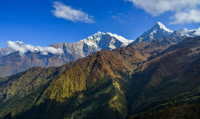 Fototapeta premium Beautiful snow peaks of Annapurna Range