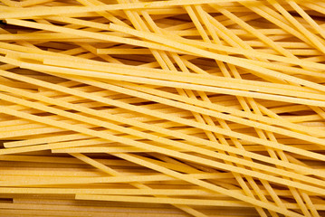 uncooked spaghetti noodles