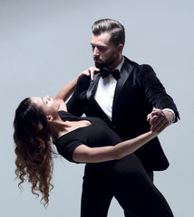 couple dancing social danse (kizomba or bachata or semba)