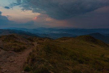 Poranna burza nad Bieszczadami © Micha