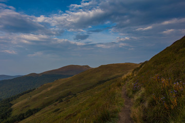 Obraz premium W drodze na Tarnicę