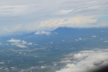 Fototapeta na wymiar The city of Jakarta is seen from the plane